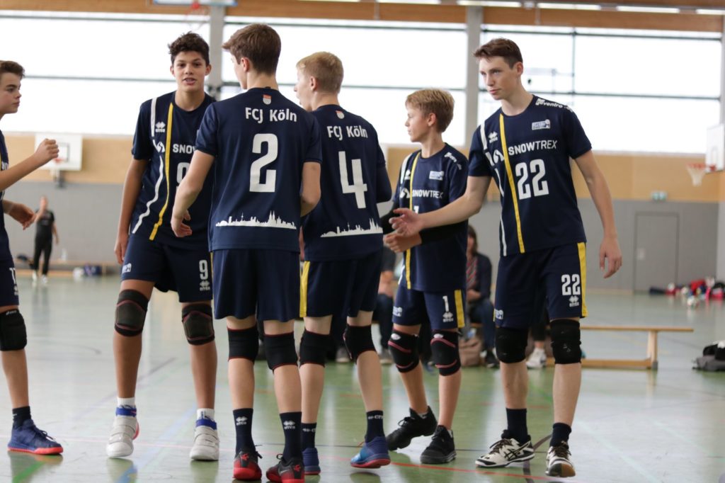Sensationelles Abschneiden der männlichen Jugendmannschaften des FCJ in den NRW-Ligen und der Oberliga. Sensationelles Abschneiden der männlichen Jugendmannschaften des FCJ in den NRW-Ligen und der Oberliga.
