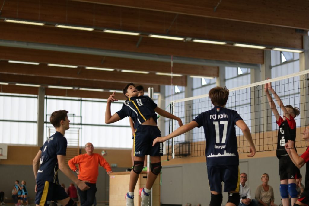 Sensationelles Abschneiden der männlichen Jugendmannschaften des FCJ in den NRW-Ligen und der Oberliga. Sensationelles Abschneiden der männlichen Jugendmannschaften des FCJ in den NRW-Ligen und der Oberliga.